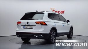 Volkswagen Tiguan 2.0 TSI Prestige 2023 года из Южной Кореи
