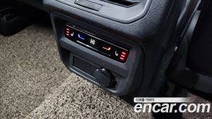 Volkswagen Tiguan 2.0 TSI Prestige 2023 года из Южной Кореи