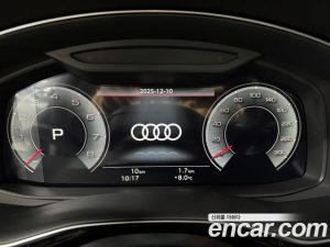 Audi Q8 55 TFSI 4WD Premium 2026 года из Южной Кореи