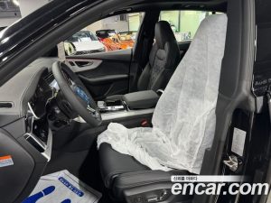 Audi Q8 55 TFSI 4WD Premium 2026 года из Южной Кореи