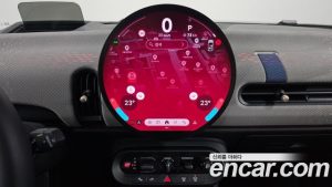 Mini Cooper Favoured 2025 года из Южной Кореи
