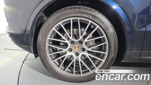 Porsche Cayenne 3.0 2023 года из Южной Кореи