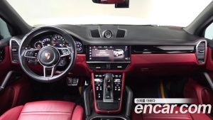 Porsche Cayenne 3.0 2023 года из Южной Кореи