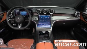 Mercedes-Benz C-Class C300 4MATIC AMG Line 2023 года из Южной Кореи