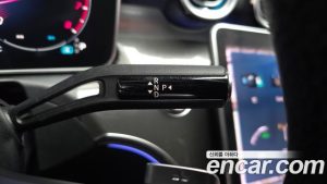 Mercedes-Benz C-Class C300 4MATIC AMG Line 2023 года из Южной Кореи