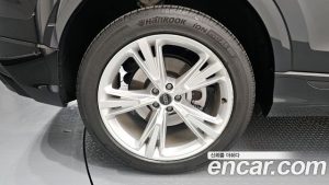 Audi Q8 45 TDI 4WD Premium 2023 года из Южной Кореи