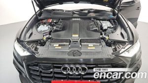 Audi Q8 45 TDI 4WD Premium 2023 года из Южной Кореи