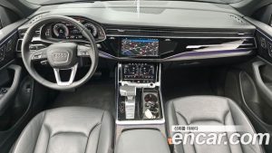 Audi Q8 45 TDI 4WD Premium 2023 года из Южной Кореи