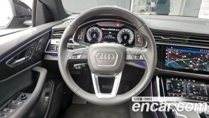 Audi Q8 45 TDI 4WD Premium 2023 года из Южной Кореи