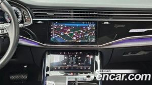 Audi Q8 45 TDI 4WD Premium 2023 года из Южной Кореи
