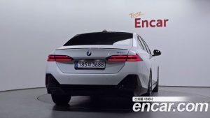BMW 5-Series 520i Special Edition 2025 года из Южной Кореи
