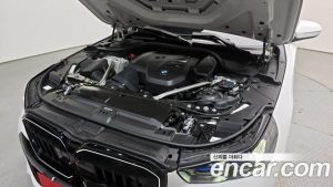 BMW 5-Series 520i Special Edition 2025 года из Южной Кореи