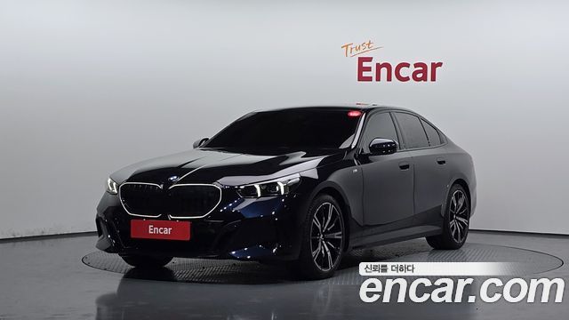 BMW 5-Series 530i xDrive M Sport 2025 года из Кореи