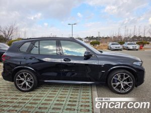 BMW X5 xDrive 40i M Sport 2024 года из Южной Кореи