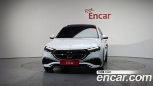 Mercedes-Benz E-Class E300 4MATIC AMG Line 2024 года из Южной Кореи