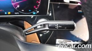 Mercedes-Benz E-Class E300 4MATIC AMG Line 2024 года из Южной Кореи