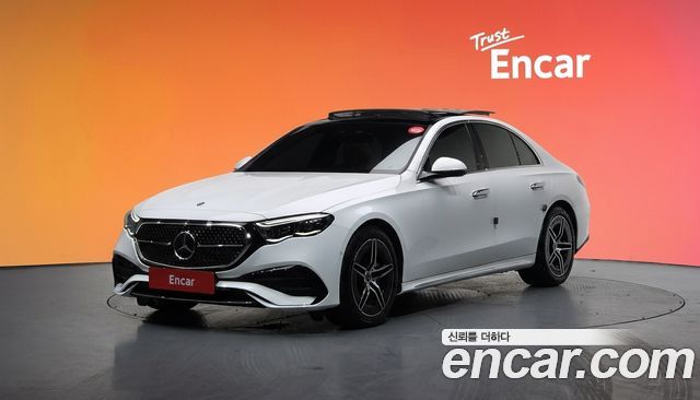Mercedes-Benz E-Class E300 4MATIC AMG Line 2024 года из Кореи