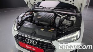 Audi A5 40 TFSI 4WD Sportback 2023 года из Южной Кореи