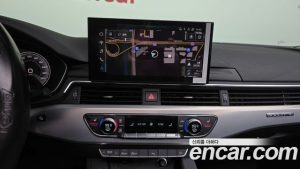 Audi A5 40 TFSI 4WD Sportback 2023 года из Южной Кореи