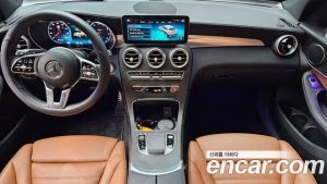Mercedes-Benz GLC-Class GLC300 4MATIC Coupe 2023 года из Южной Кореи