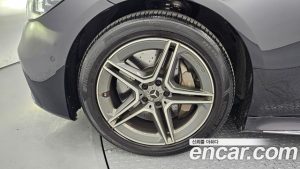 Mercedes-Benz S-Class S400 d 4MATIC 2023 года из Южной Кореи