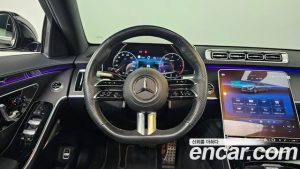 Mercedes-Benz S-Class S400 d 4MATIC 2023 года из Южной Кореи