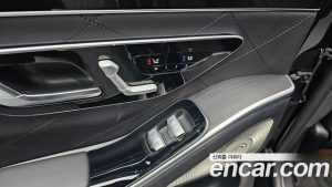 Mercedes-Benz S-Class S400 d 4MATIC 2023 года из Южной Кореи