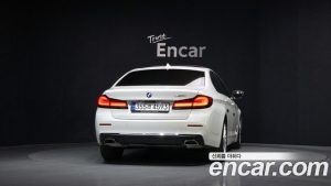 BMW 5-Series 520i Luxury 2023 года из Южной Кореи