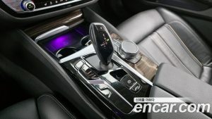 BMW 5-Series 520i Luxury 2023 года из Южной Кореи