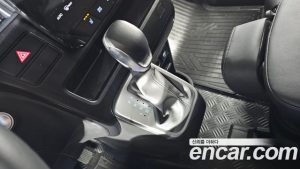 Hyundai Staria Tourer 11-Seater 2025 года из Южной Кореи