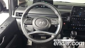 Hyundai Staria Tourer 11-Seater 2025 года из Южной Кореи