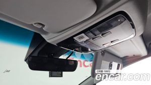 Hyundai Staria Tourer 11-Seater 2025 года из Южной Кореи