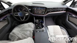 Volkswagen Touareg 3.0 TDI Prestige 2025 года из Южной Кореи