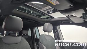 Mercedes-Benz GLB-Class GLB250 4MATIC 2025 года из Южной Кореи