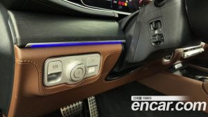 Mercedes-Benz GLS-Class GLS580 4MATIC 2024 года из Южной Кореи