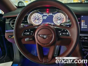 Bentley Flying Spur 4.0 2022 года из Южной Кореи