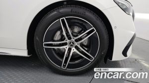 Mercedes-Benz E-Class E200 AMG Line 2026 года из Южной Кореи