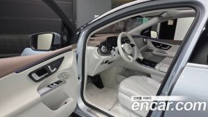 Mercedes-Benz EQE EQE500 4MATIC 2023 года из Южной Кореи