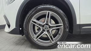 Mercedes-Benz GLA-Class GLA250 4MATIC 2023 года из Южной Кореи