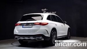 Mercedes-Benz GLC-Class GLC300 4MATIC AMG Line 2024 года из Южной Кореи