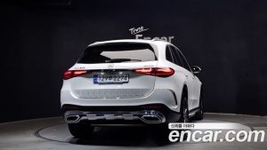 Mercedes-Benz GLC-Class GLC300 4MATIC AMG Line 2024 года из Южной Кореи