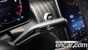 Mercedes-Benz GLC-Class GLC300 4MATIC AMG Line 2024 года из Южной Кореи