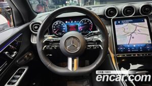 Mercedes-Benz GLC-Class GLC300 4MATIC AMG Line 2024 года из Южной Кореи