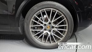 Porsche Cayenne 3.0 Coupe 2023 года из Южной Кореи