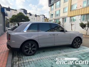 Rolls-Royce Cullinan 6.7 V12 2022 года из Южной Кореи