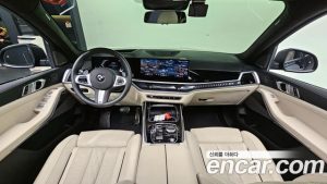 BMW X7 xDrive 40d M Sport 7-Seater 2024 года из Южной Кореи