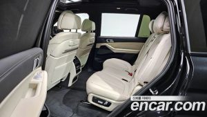 BMW X7 xDrive 40d M Sport 7-Seater 2024 года из Южной Кореи