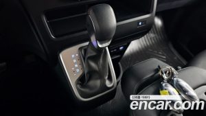 Hyundai Staria HEV 1.6 Tourer 9-Seater 2025 года из Южной Кореи