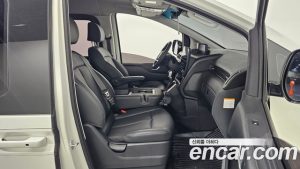 Hyundai Staria HEV 1.6 Tourer 9-Seater 2025 года из Южной Кореи