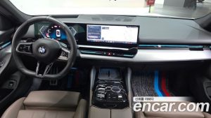 BMW 5-Series 520i M Sport 2024 года из Южной Кореи